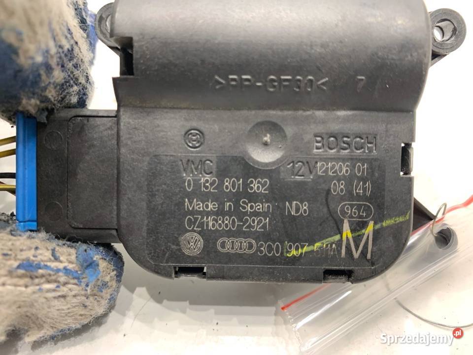 SILNIK NAGRZEWNICY VW 0132801362 PASSAT B6 0511