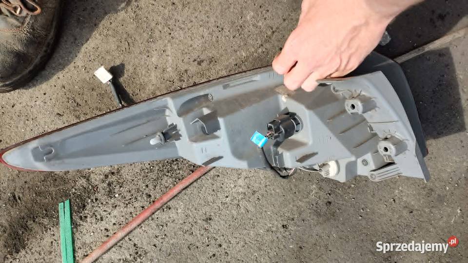 lampa tył tylna lewa prawa Hyundai i40 lift Książ Wielkopolski