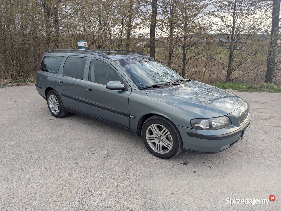 Volvo V70 2001 24T LPG 200 podkarpackie