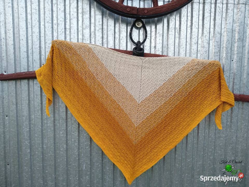 Handmade ręcznie robiona chusta na szydełku Busko-Zdrój