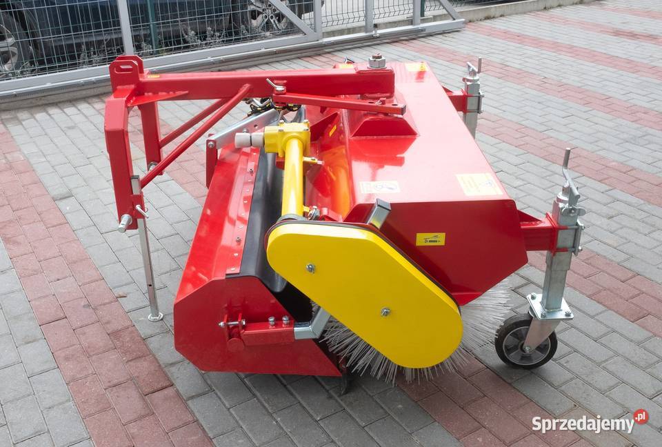 Zamiatarka 150 do traktora z koszem 4FARMER Tajęcina