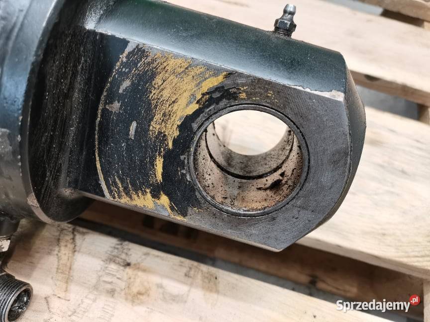 Siłownik kompensacyjny Deutzfahr Agrovector Wilkowo