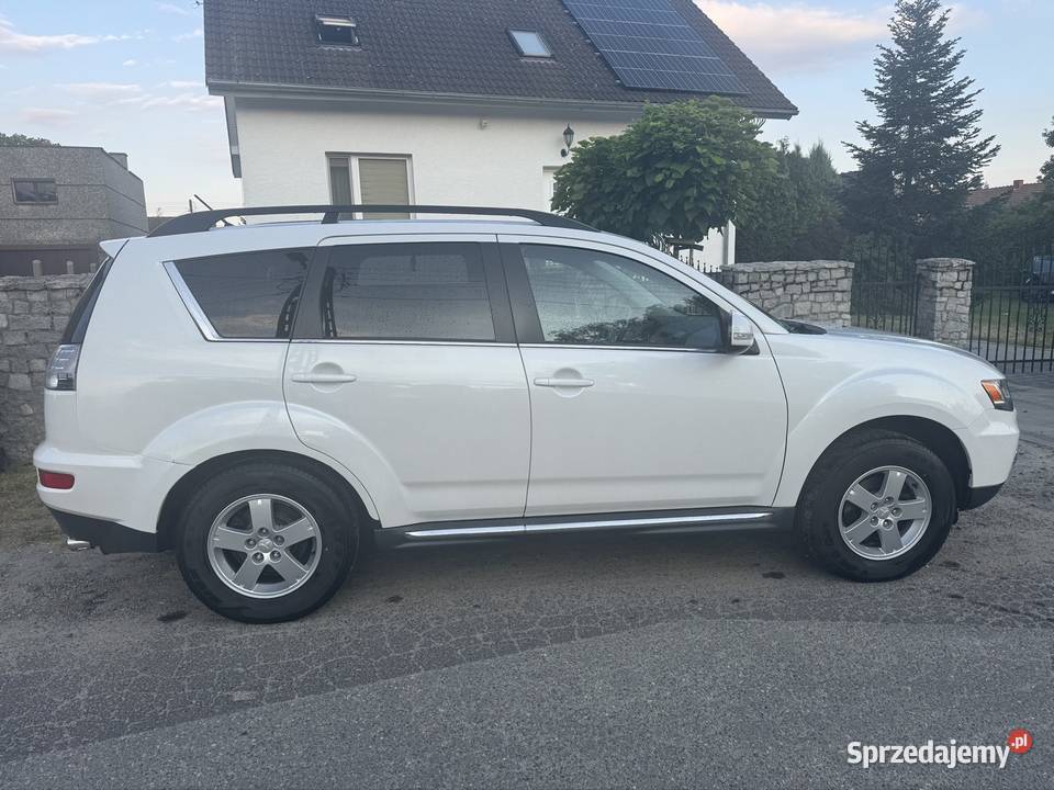 Mitsubishi Outlander 22 DID Intense 4WD nieuszkodzony Komprachcice