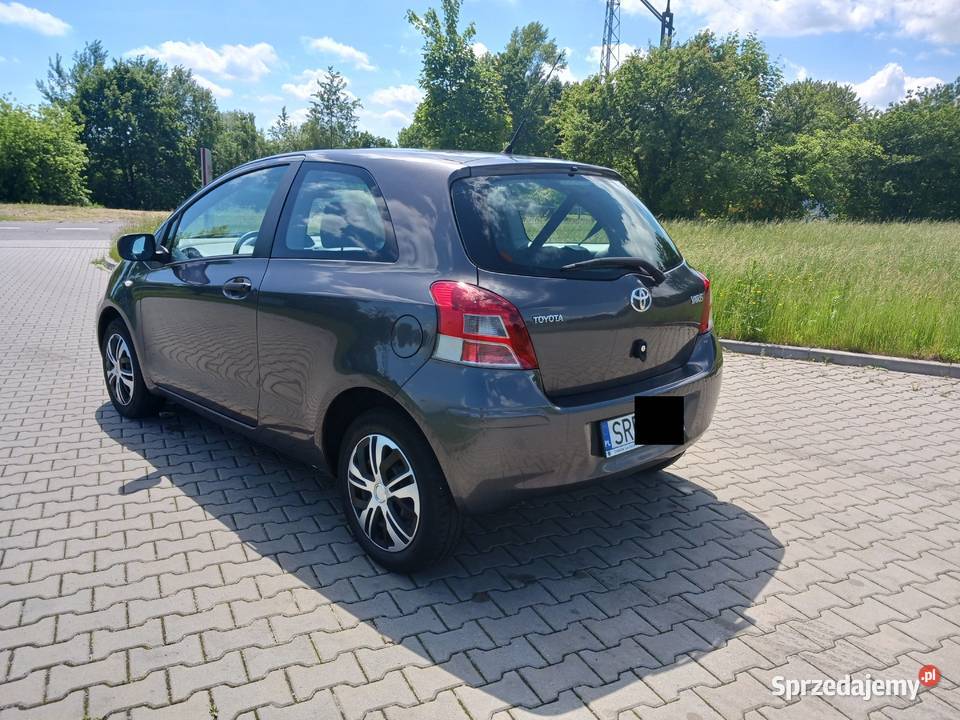 Toyota Yaris 2010r super stan bezwypadkowa dwa welurowa tapicerka śląskie Rybnik