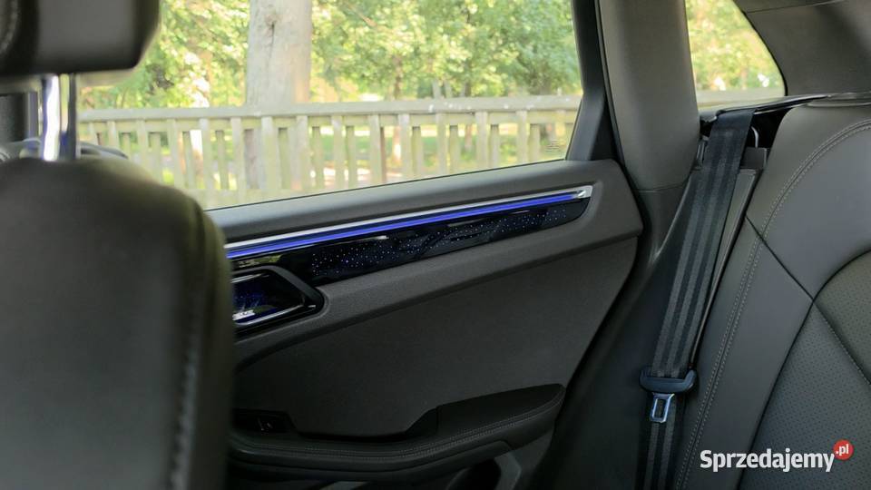 Porsche Macan 20