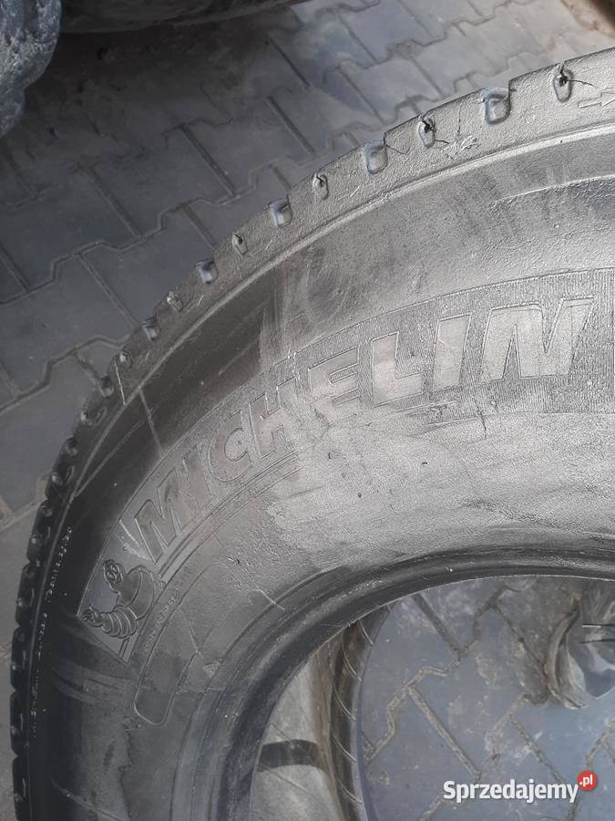 Opona używana ciężarowa 31580R225 MICHELIN 600