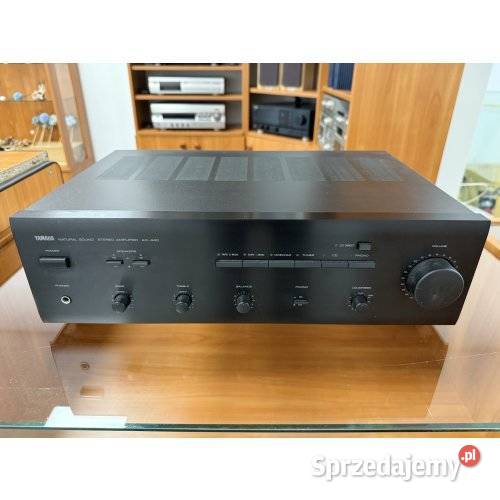 Yamaha AX440