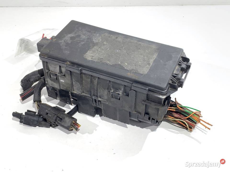 SKRZYNKA BEZPIECZNIKÓW FORD TRANSIT IV Bus 0006 osobowe Skrzynki bezpieczników sprzedam
