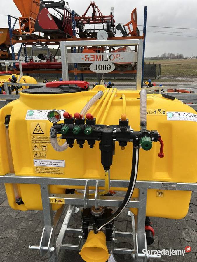OPRYSKIWACZ POLOWY 400l12m3 RSM POLIMER Sulęcin