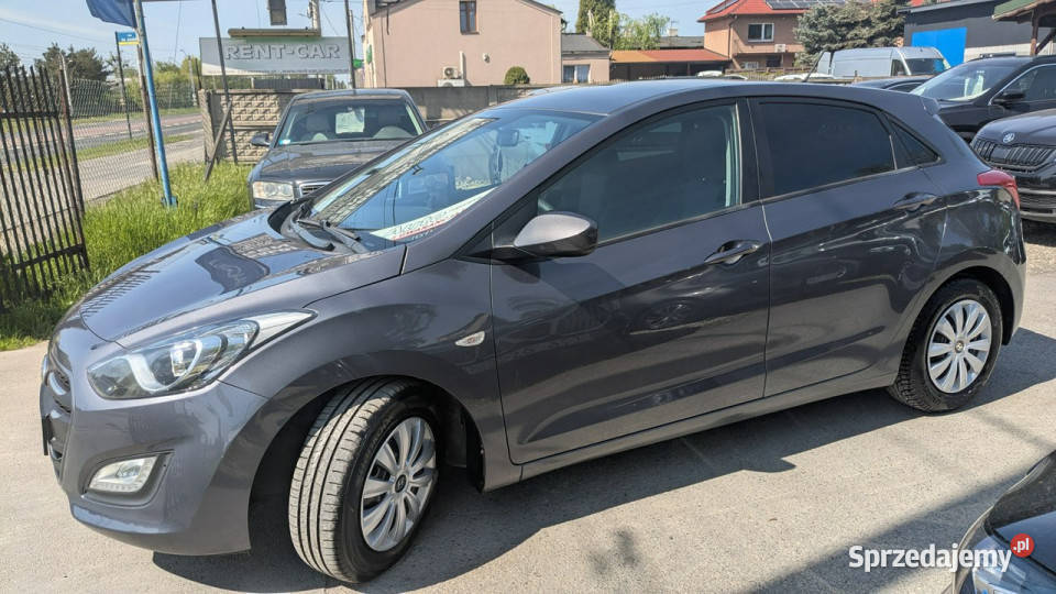 Hyundai i30 14i100OPŁACONYBezwypadkowy Motoryzacja Częstochowa