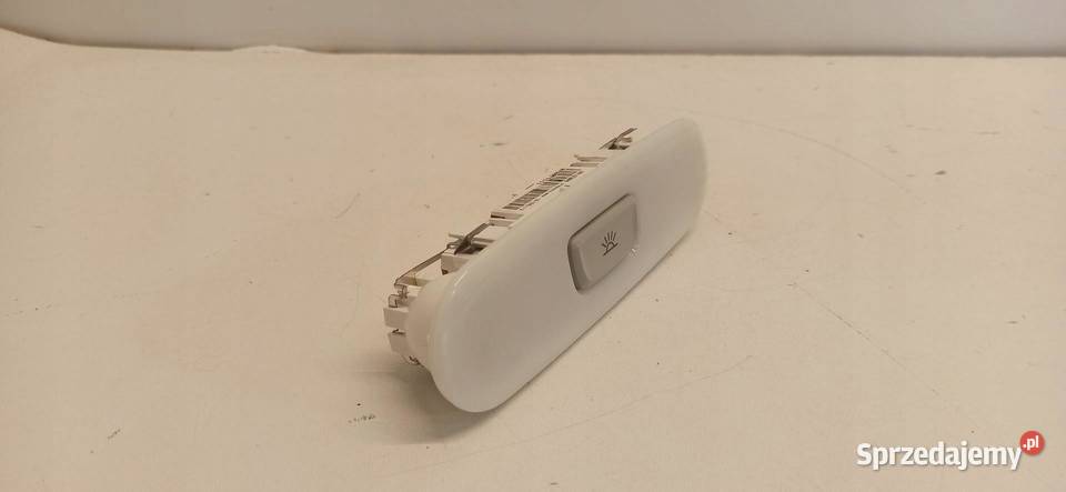 AUDI A4 B8 A5 8T LAMPKA PODSUFITKI 8T0947111