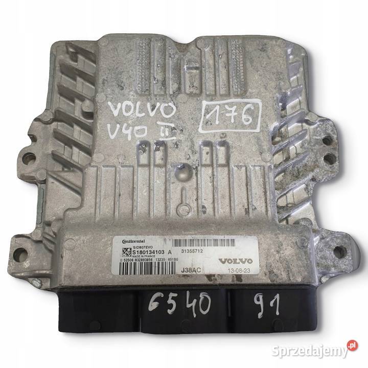 Volvo V40 II 16 D2 STEROWNIK SILNIKA komputer Motoryzacja lubelskie Chełm sprzedam