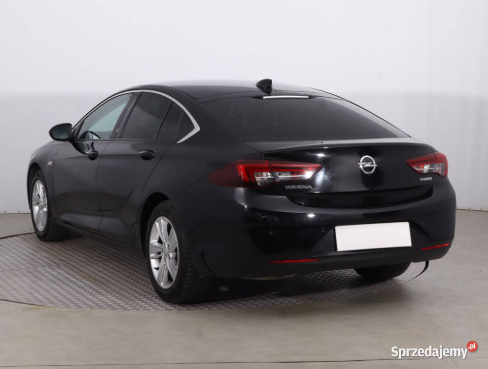 Opel Insignia 15 Turbo czarny sprzedam