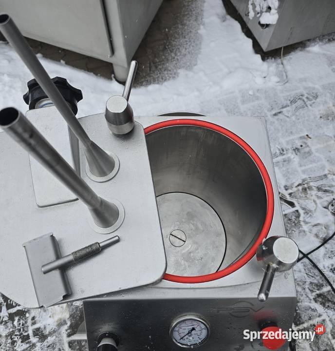 Nadziewarka tłokowa Dobieszowice