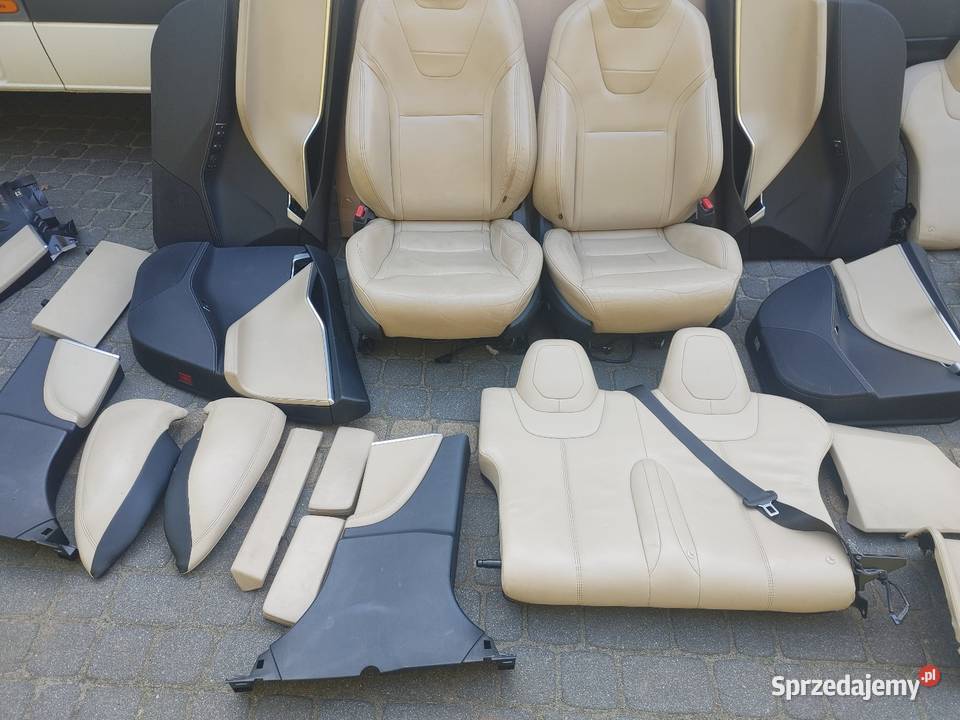 Tesla S kremowa tapicerka całość osobno Rok produkcji 2014 Gdynia
