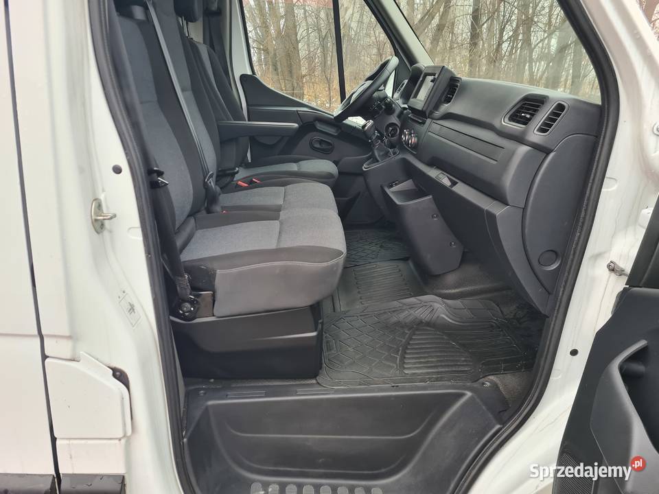 2019 Renault Master L2H2 46000 przebiegu 46000km Bujaków sprzedam
