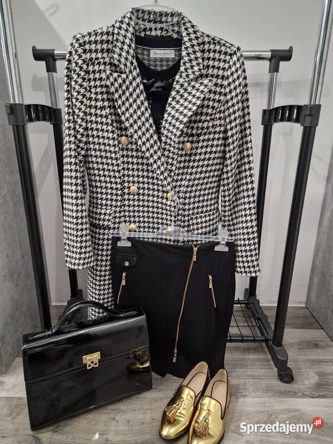 Czarna ołówkowa spodnica S Żywiec