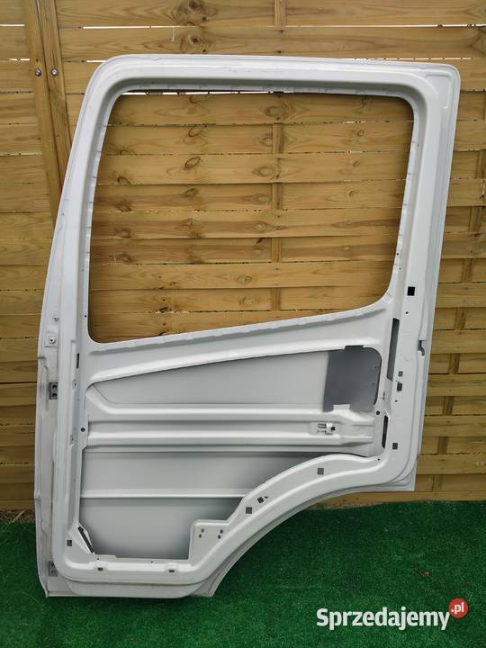 MERCEDES ATEGO AXOR DRZWI PRAWE Kargowa