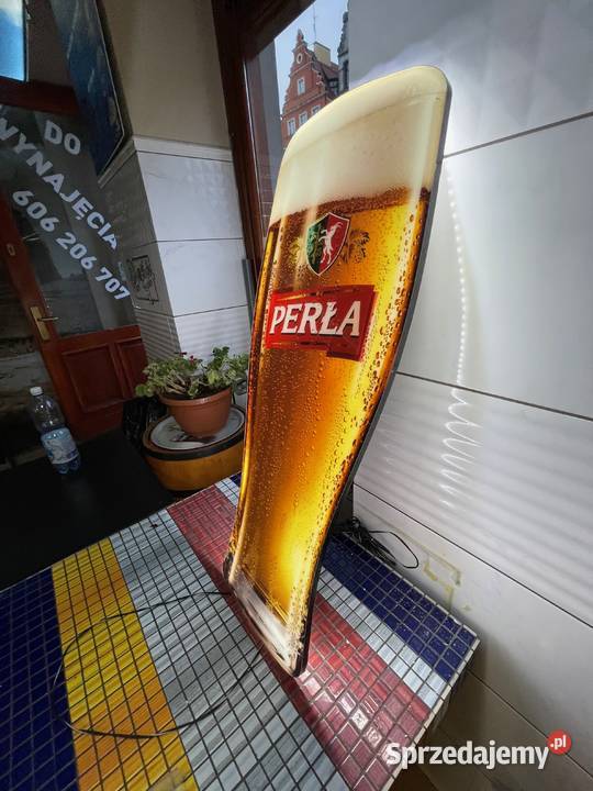 Reklama podświetlana piwo Perła Wrocław