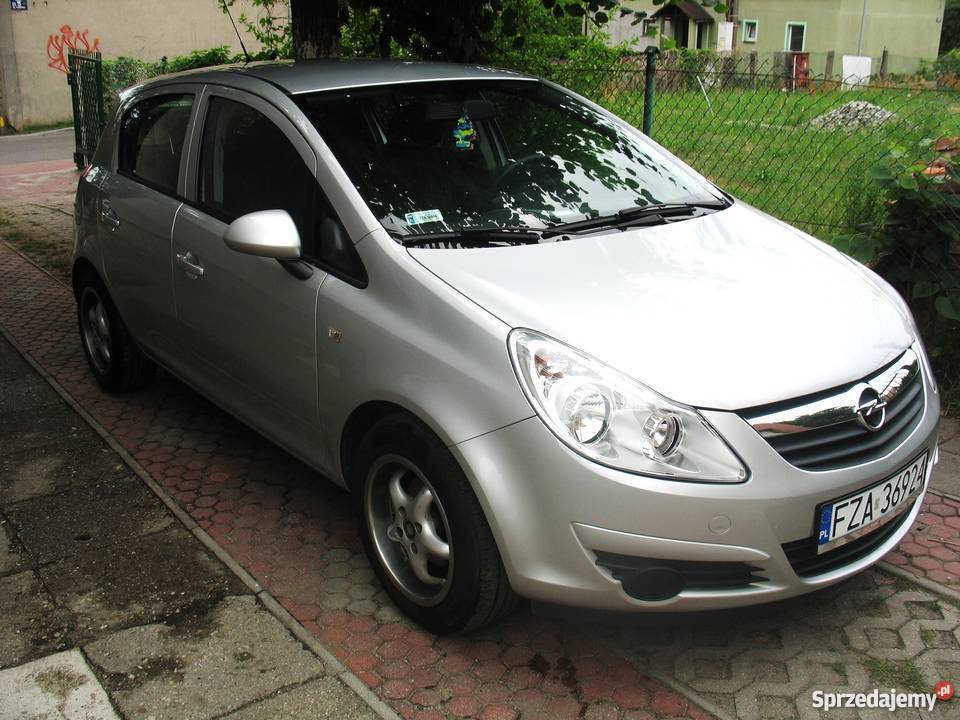Srebrny OPEL CORSA D 12 Pb 2009 HB 5 drzwi lubuskie Żary