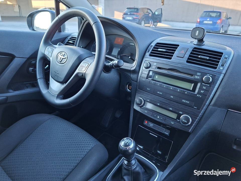 Toyota Avensis t27 20 D4d 2010r Salon manualna Lublin
