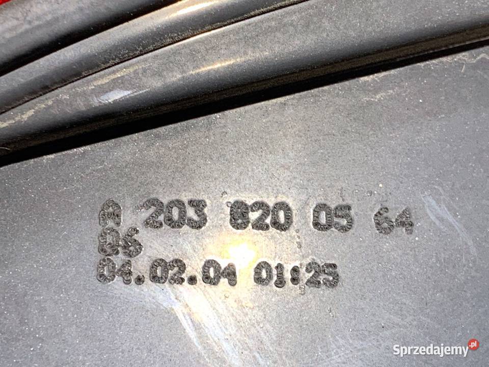 LAMPA LEWY TYŁ MERCEDES CL203 A2038200564 osobowe Lampy tylne