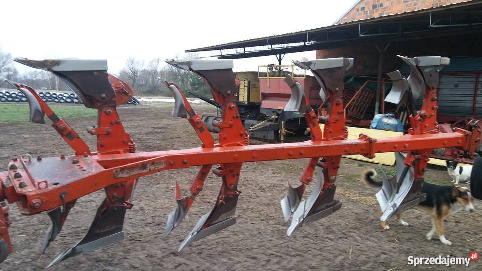 Plług obrotowy 4 skibowy Gregoire Besson 3 1 Pługi Danowiec sprzedam