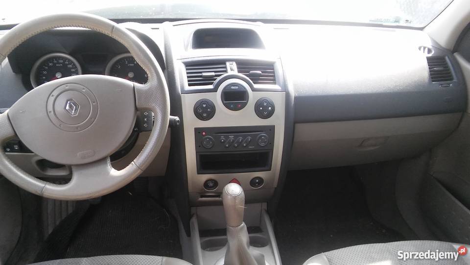 Sprzedam powypadkowe renault Megane Uszkodzone centralny zamek