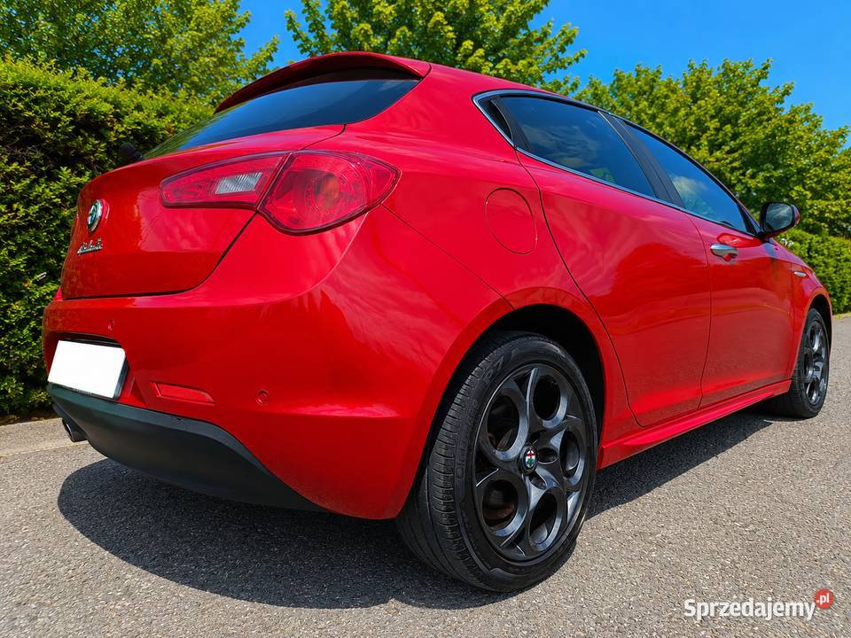 14 TURBO 170 AUTOMAT Klima SKÓRA Panorama XENON 133000km Giulietta Tarnów