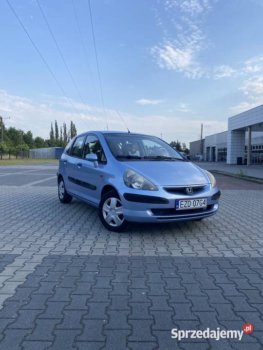 Honda Jazz 14 benzyna 83 Rok produkcji 2004
