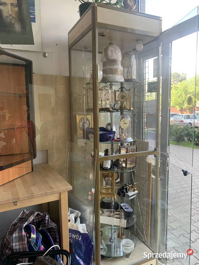Gabloty likwidacji zakładu zegarmistrzowskiego Warszawa