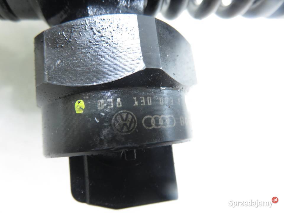 POMPOWTRYSKIWACZ AUDI A4 B5 19 TDI 038130073F osobowe