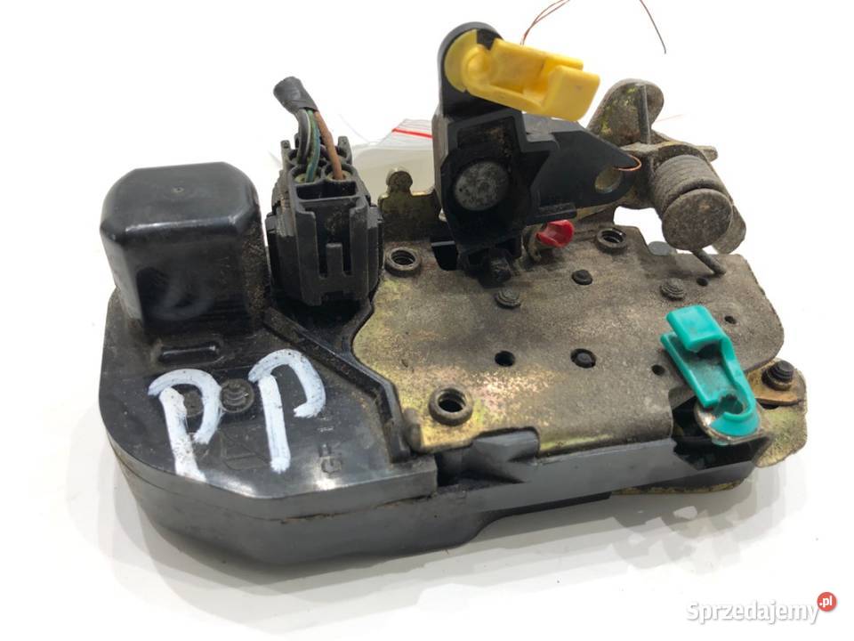 ZAMEK DRZWI PRAWY PRZÓD CHRYSLER 300C