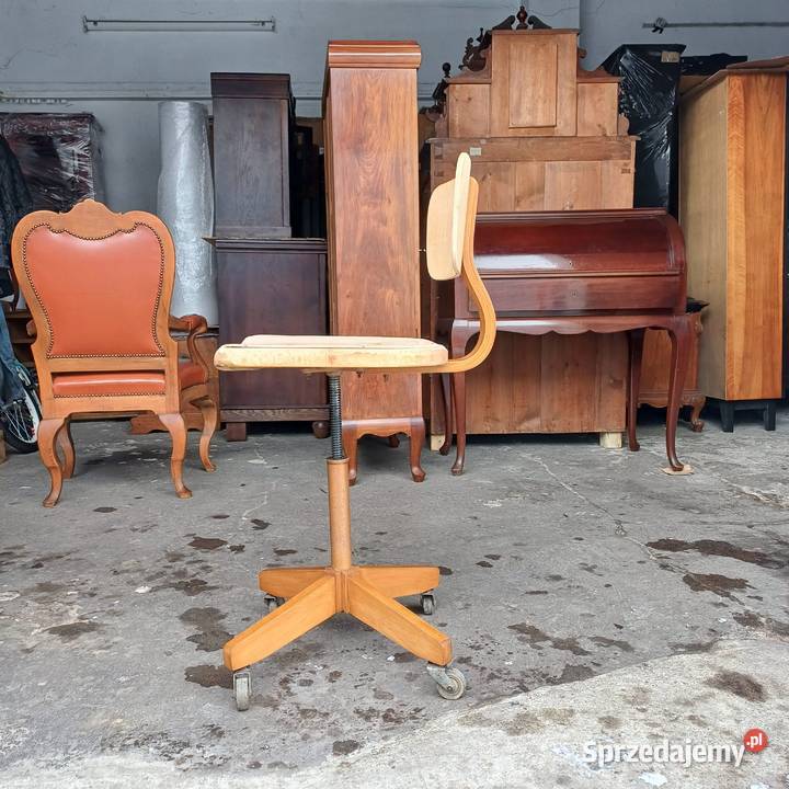 Industrialne Krzesło obrotowe do biurka Suchorzew