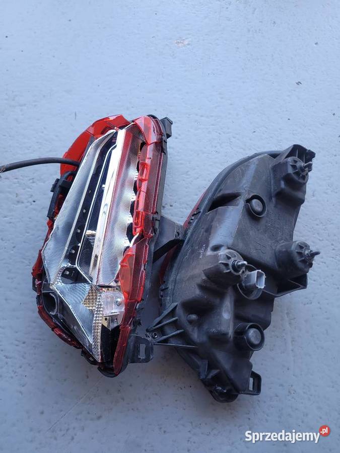 HONDA GOLD WING GL1800 SC79B 1823 OEM LAMPA TYŁ Nowy Tomyśl