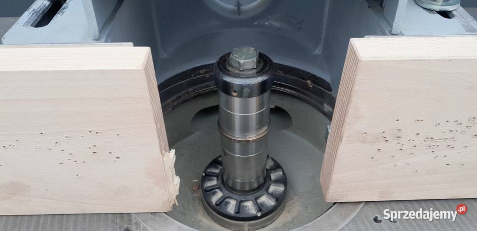 Frezarka dolnowrzecionowa SCM MINIMAX T55 ELITE Naprawa