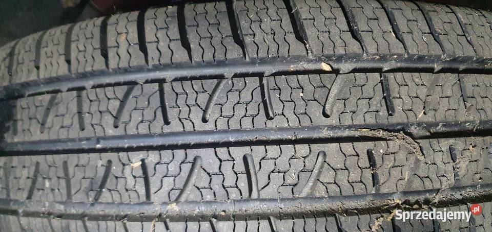 Pirelli Carrier Winter 21575R16 116R C 75 sprzedam