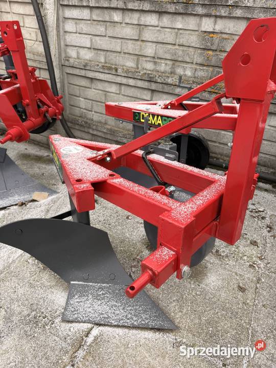 Mini pług do japońskich ciągników