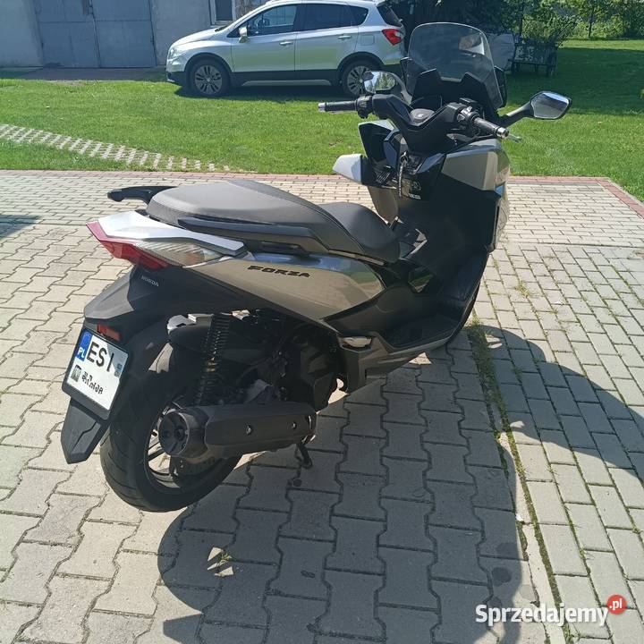 Honda FORZA 125 2017 18 przebiegu Rok produkcji 2017 łódzkie Błaszki