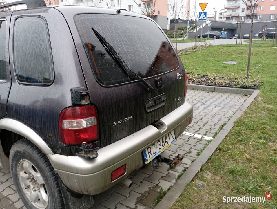 Kia sportage 4x4 automat 2000rbenzynaLPG Sportage Rzeszów sprzedam