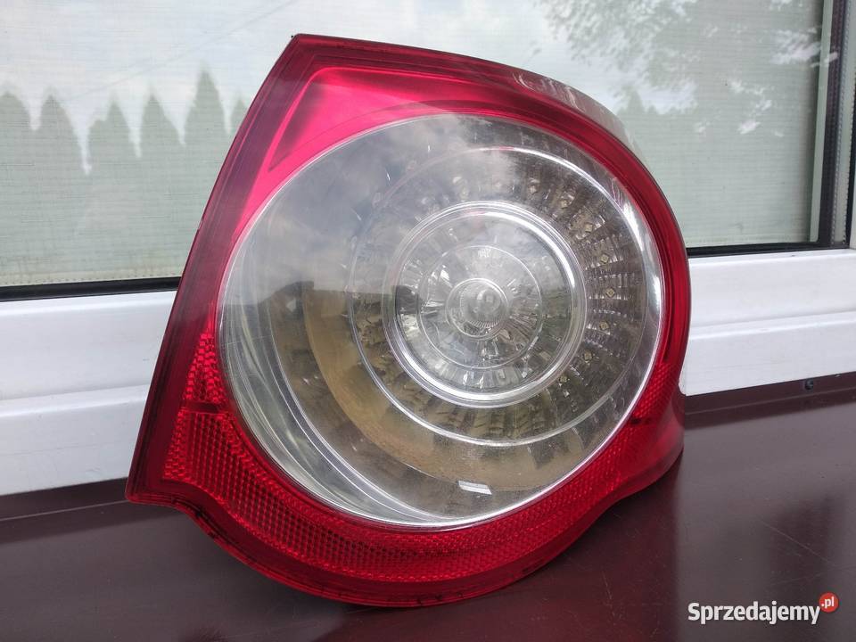VW Passat B6 kombi Variant lampa tył tylna prawa Sieradz
