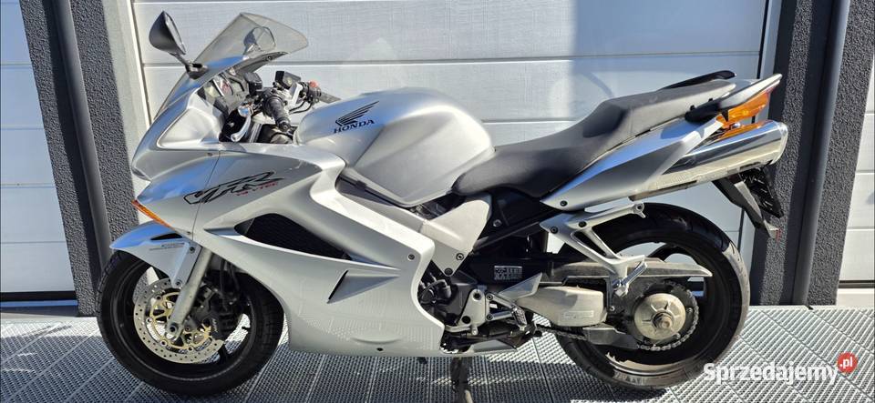 Honda vfr 800 vtec rc46 łódzkie