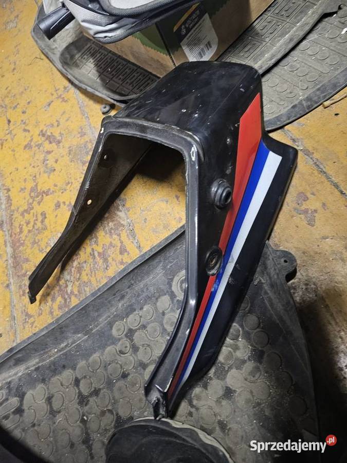 Yamaha RD 80 lc2 zadupek plastik tylny tył tylni Jelenia Góra