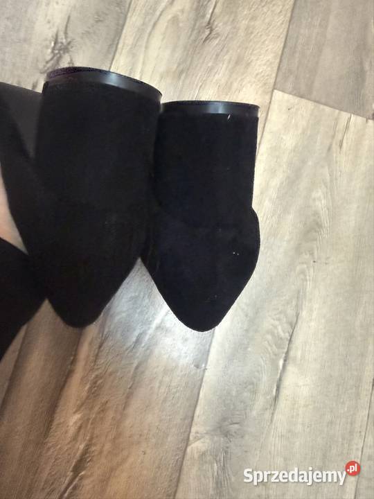 40 Leather Czarne czółenka wieczorowe ze Kraków