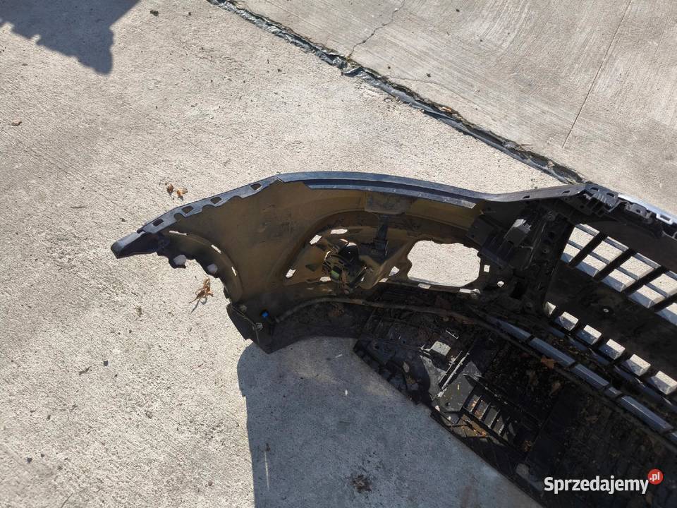 ZDERZAK PRZÓD AUDI Q3 8U LY9B POD SPRYSKIWACZE S osobowe Zderzaki Przystajń
