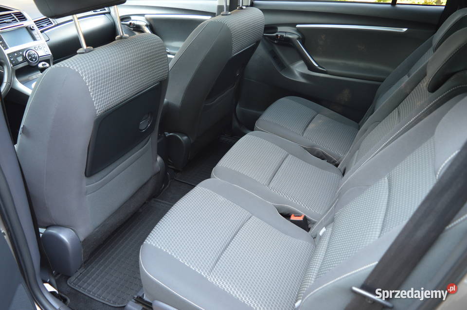 Toyota Vers 18 B 2015 r 165 PanoramaSerwis manualna Radom