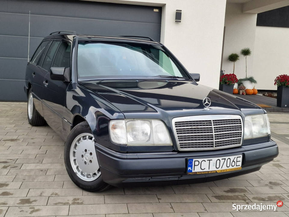 Mercedes E 220 BEZ KOROZJI automat bezwypadkowy ASR (kontrola trakcji)