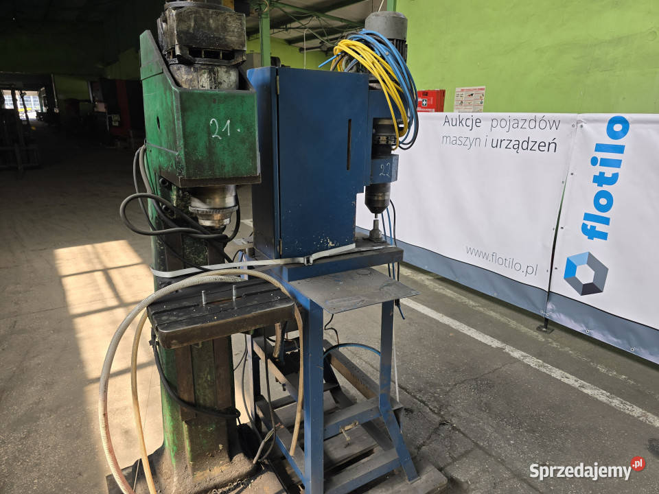 Nitownica radialna TEKOMA 16 nity do 16 mm 22