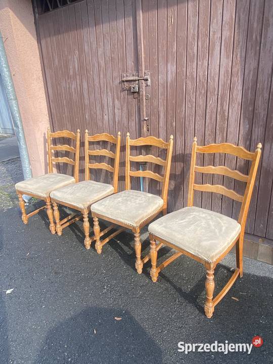 komplet drewnianych krzeseł/ drewniane krzesło