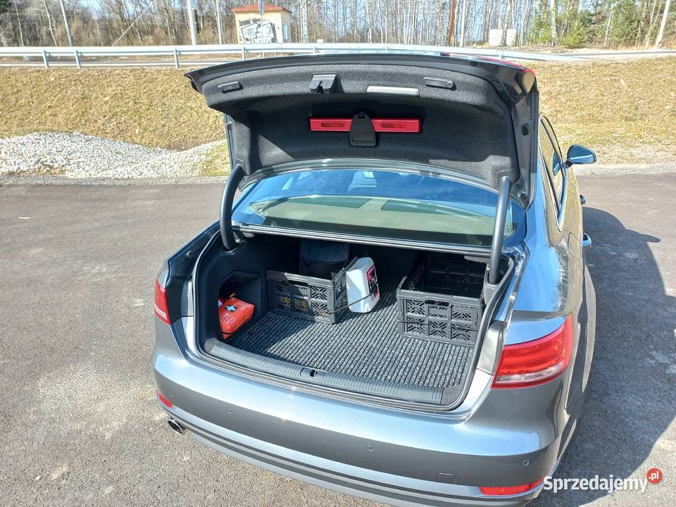 Audi A4B9 Automat STronic Benzyna TFSI Prywatny regulowane zawieszenie A4 Zawiercie sprzedam